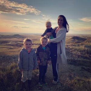 Meet your Posher, Tera